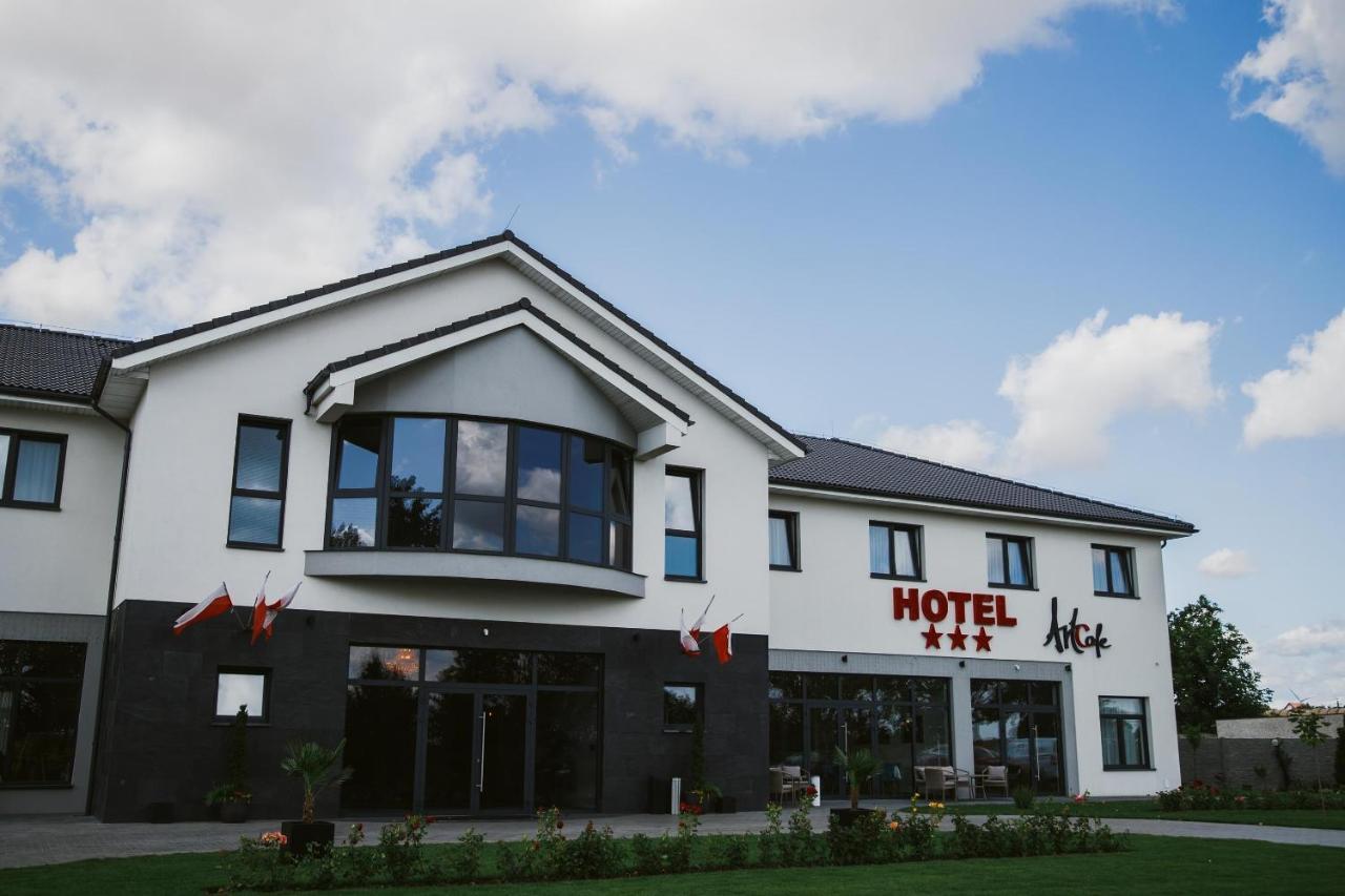 Hotel Art Cafe Nakło nad Notecią Exterior foto